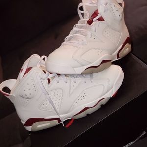Jordan 6 Maroon